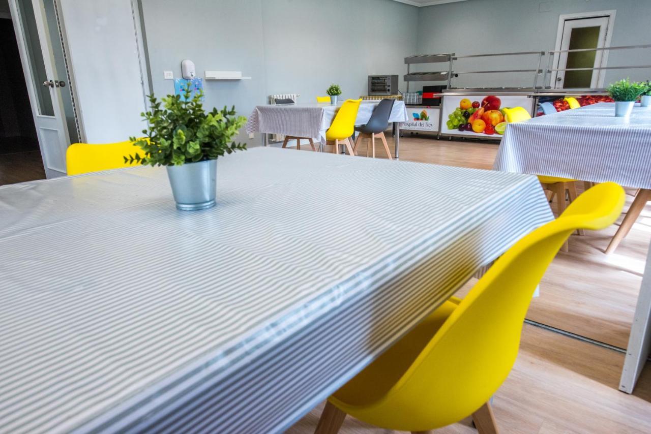 Residencia Hospital Del Rey Hostel Burgo Εξωτερικό φωτογραφία