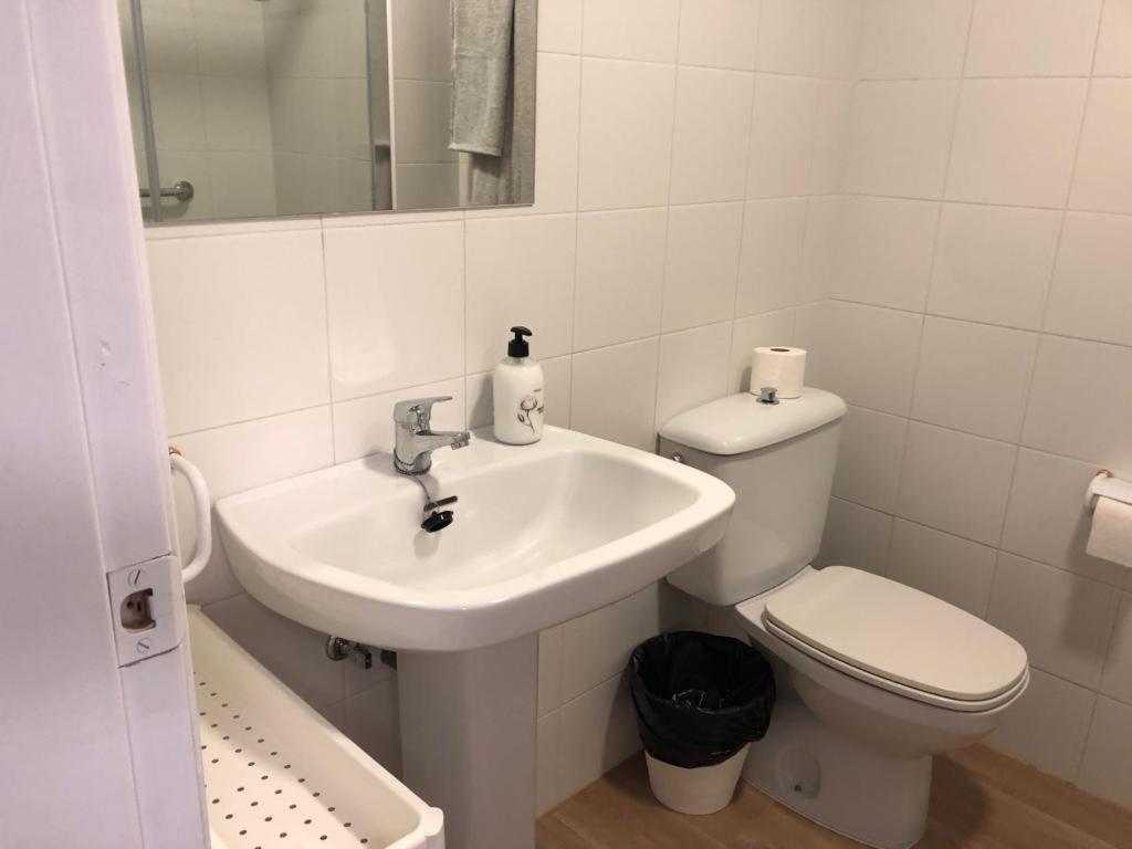 Residencia Hospital Del Rey Hostel Burgo Εξωτερικό φωτογραφία